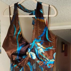 Beautifully lined, satin halter dress. Can be dressed up or down!